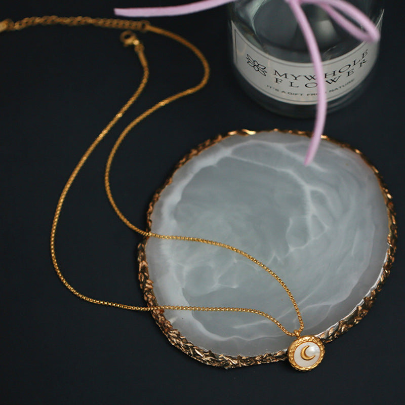 Titanium Steel No Fading White Shell Round Brand Moon Pendant